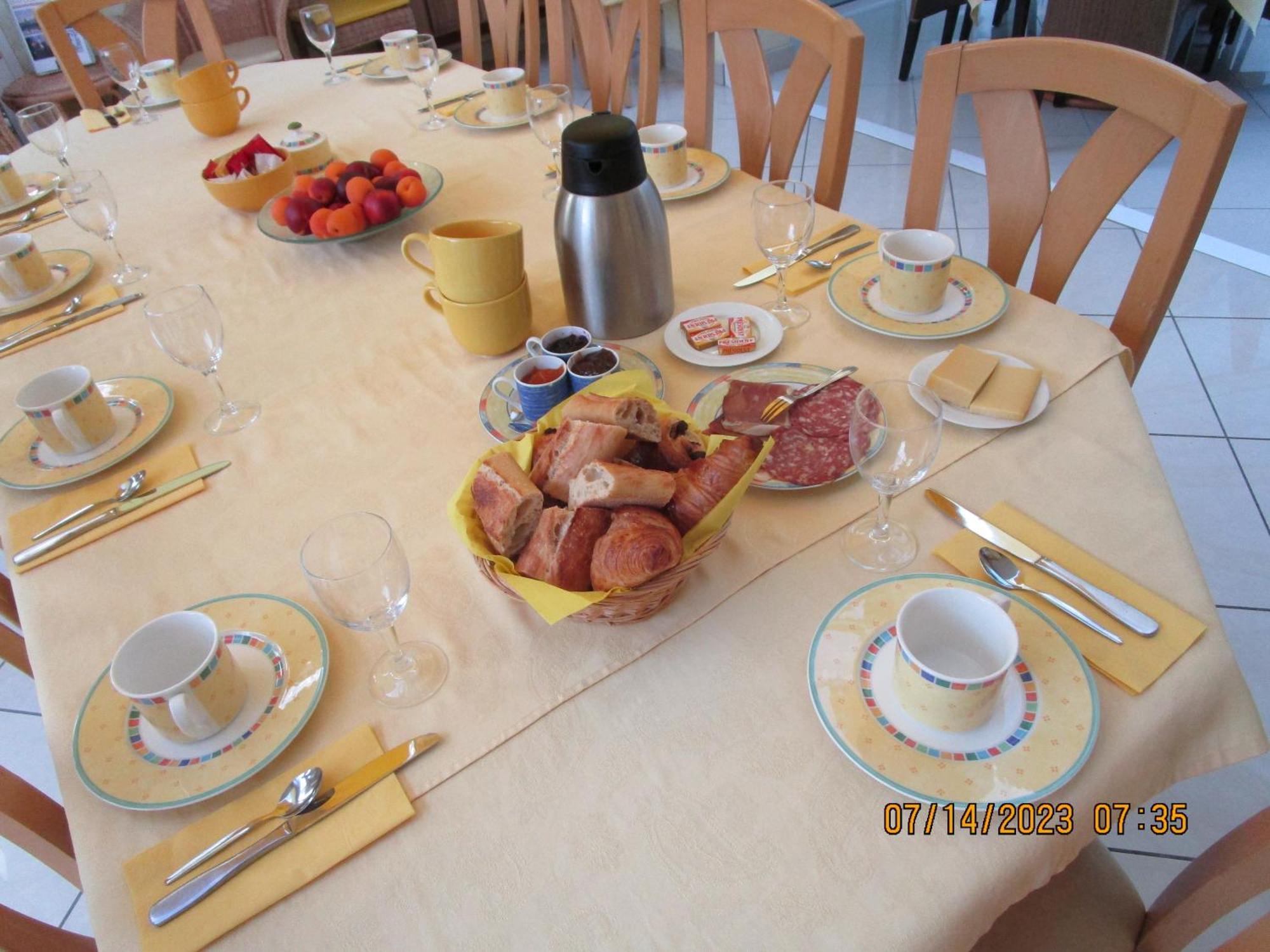 Couette-café Locatlantique 4*